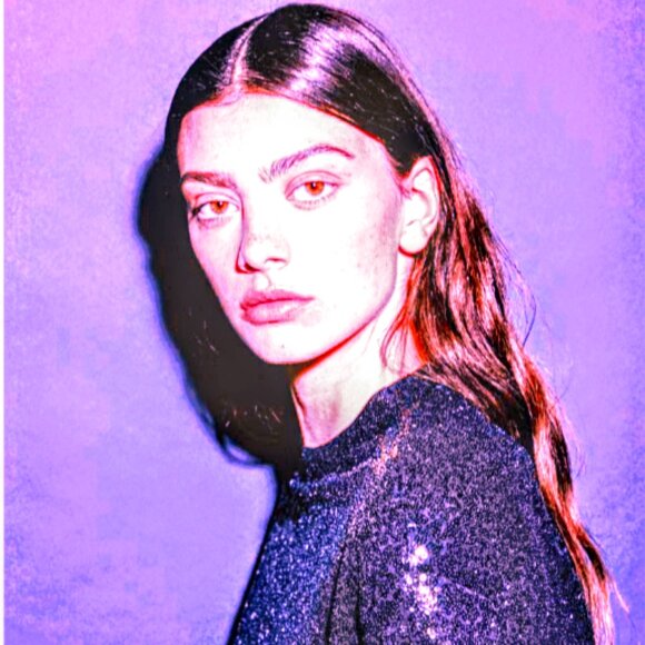 Brand New LET ME BE OMBRE CROPPED SEQUINED BLOUSE - Picture 10 of 10